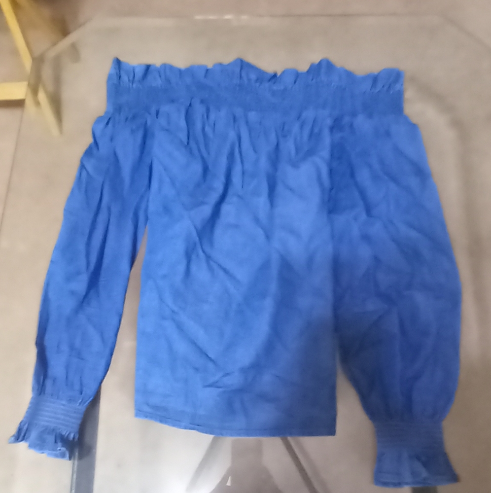 BLUE OFF THE SHOULDER DENIM BLUE BLOUSE, WITH LONG SLEEVES